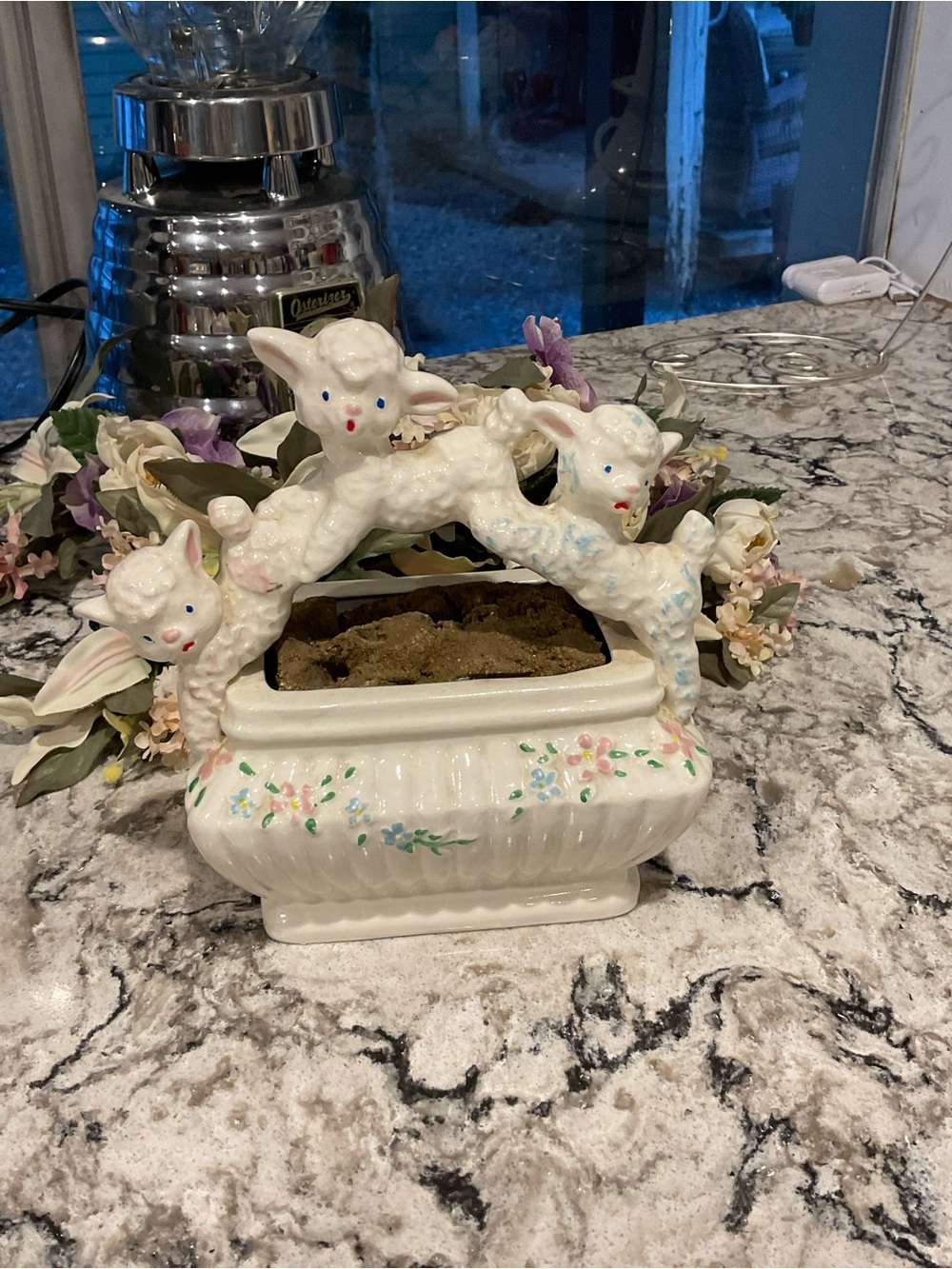 BP-Kitsch White Ceramic Lamb Planter HAND-PAINTED-JAPAN